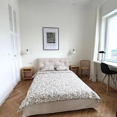 Old Town Residence , Wi-Fi , 2-Beds , Aesthetics - By Hik Apartments Varsavia Esterno foto