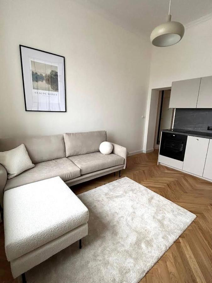 Old Town Residence , Wi-Fi , 2-Beds , Aesthetics - By Hik Apartments Varsavia Esterno foto